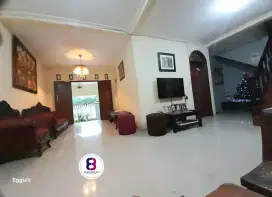 Rumah Dijual di Pinggir Jalan Pesangrahan Jakarta Selatan