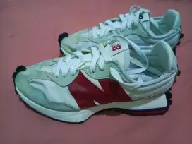 Sepatu unisex pria wanita new balance 327 bagus size 39,5