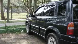 Suzuki Escudo 2004 Bensin