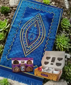 Paket Oleh Hajian atau Umroh isi Plus Sajadah Turkey Tanggung