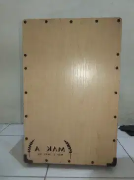 Cajon drum akustik