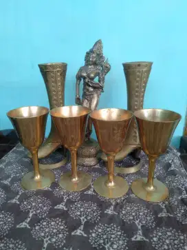 Di jual Kuningan pajangan