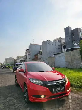 HRV PRESTIGE SUNROOF 1.8 AT TAHUN 2016