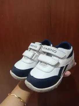 Sepatu Gabino Kids