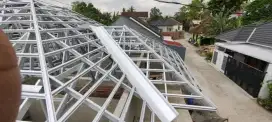 Atap rumah baja ringan+genteng metal pasir dan jual matrial PelaponPvc