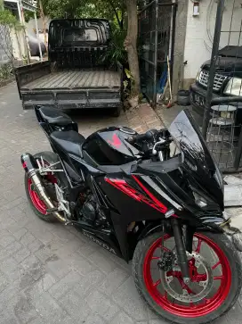 DIJUAL CBR150R 2017