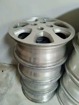 Velg Original New Corolla 
R14 PCD 100