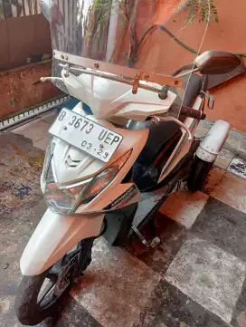 *Di Jual motor roda tiga Honda Beat 2014*