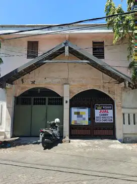 Dijual Rumah Dukuh Kupang Barat. Eks rumah kost.