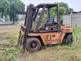 Forklift TOYOTA