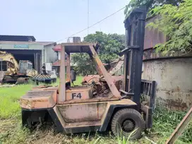 Forklift TOYOTA