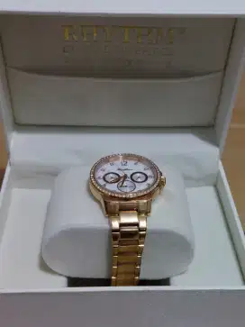 Jam merek Rhythm