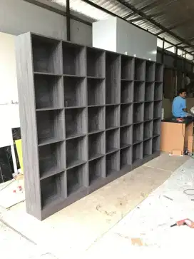 Rak buku serbaguna