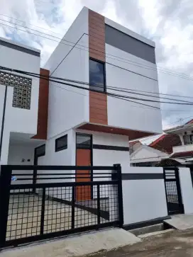 Rumah di margahayu raya rancasari Masih baru dekat mim