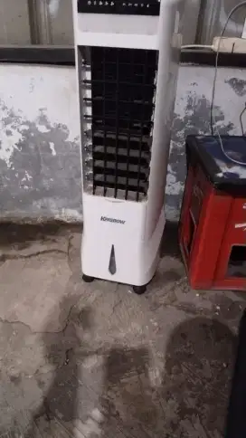 Krisbow Evaporative Air Cooler 8 Ltr - kipas dengan air/air cooler