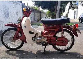 Motor jadul Honda C70 th 1977