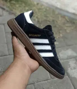 Sneakers ”ADIDAS SPEZIAL” ready banyak model dan ukuran
