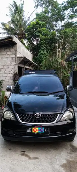 Toyota Kijang Innova E 2005 MT