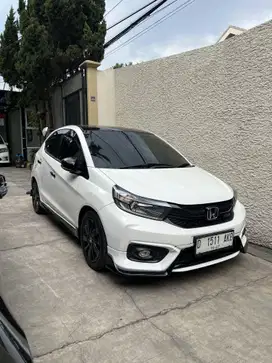 Honda Brio RS urbanite at 2022 putih km 26rb