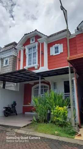 Disewakan Rumah mewah dkt RS. Kandou, msk hanya bawa koper saja