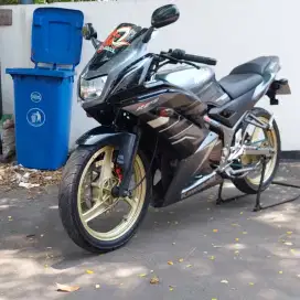 Kawasaki ninja 150RR 2015 dp 7.4jt