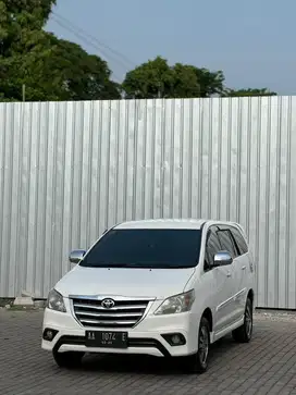 (DP 15Jt) Innova 2.5 G 2015 solar matic