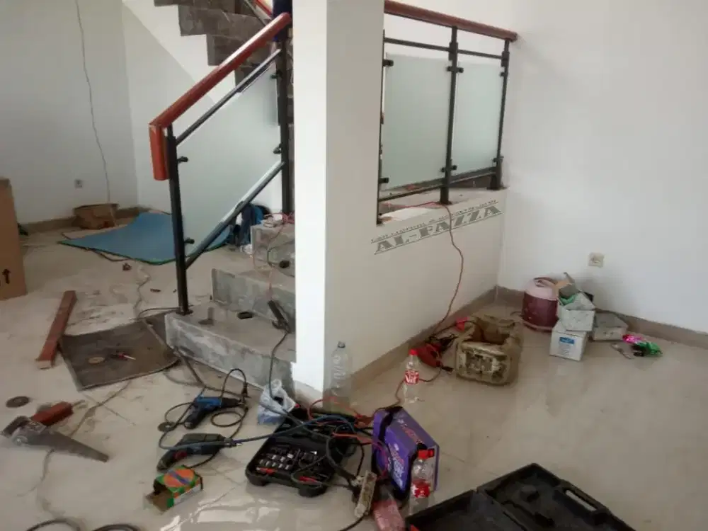Jasa Pasang Railing Tangga Kaca Tempered + Besi/Stainless Steel