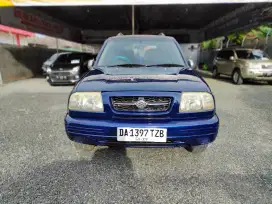 Suzuki Escudo 1.6 M/T (Manual)