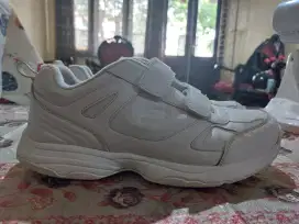 Sepatu Skechers Dighton-Kristler Memory Foam Work Slip Resistant Strap