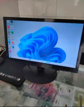 Monitor LED Zyrex ZM845 19inc Mulus