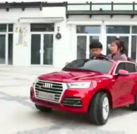 Mobil mainan Aki Audi Q5 uk675 free ongkir terbatas
