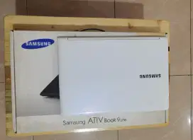 LAPTOP SAMSUNG ATIV book 9 Lite