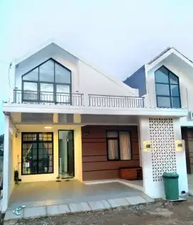 Rumah mezzanin scandinavian akses strategis dekat stasiun Depok lama