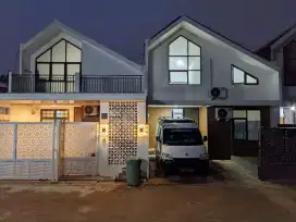 Rumah mezzanin scandinavian akses mudah dekat stasiun Depok lama