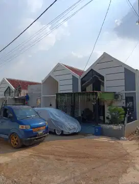 Rumah bebas banjir di depok