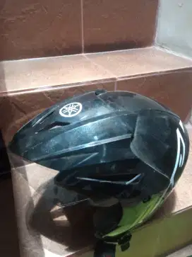 Helm SNI bawaan yamaha