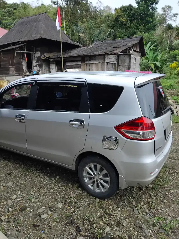 Jual suzuki ertiga 2012 MT Bensin
