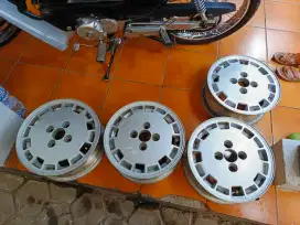 Velg ori Honda R13