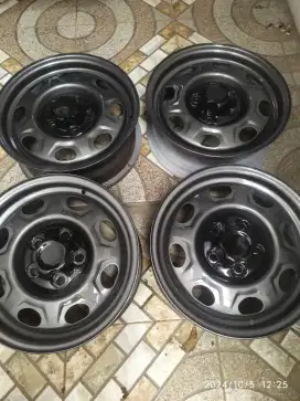 Velg kaleng 15 oem taruna pcd 5x114 xtrail innova crv granmax