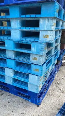 Pallet hdpe seccond
