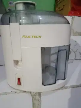 Dijual Juicer merk Fujitech