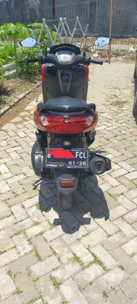 N-Max 2021 Merah Marun