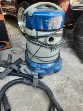 Vacum Cleaner Electrolux CZ3100