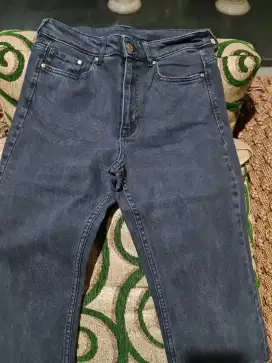 Celana jeans wanita