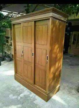 ALMARI PAKAIAN 3  PINTU KAYU JATI MINIMALIS