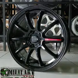 ZR10 R18 Blackglossy lebar 8.5 ET 22