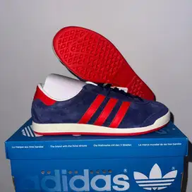 Sepatu Adidas Java US 8 BNIB