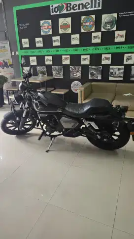 Benelli Motobi EVO 200  NIK 2023 hitam
