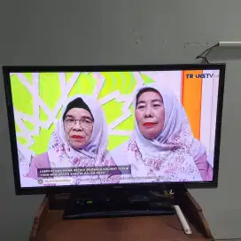 Di jual TV Plasma 43 inchi merek Samsung
