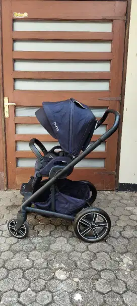 NUNA MIXX STROLLER NAVY BLUE